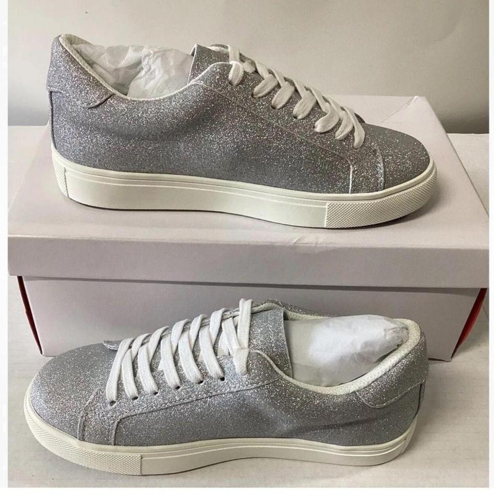 NWT Isaac Mizrahi Live! QVC Lace-Up Glitter Sneaker Silver size 6‎